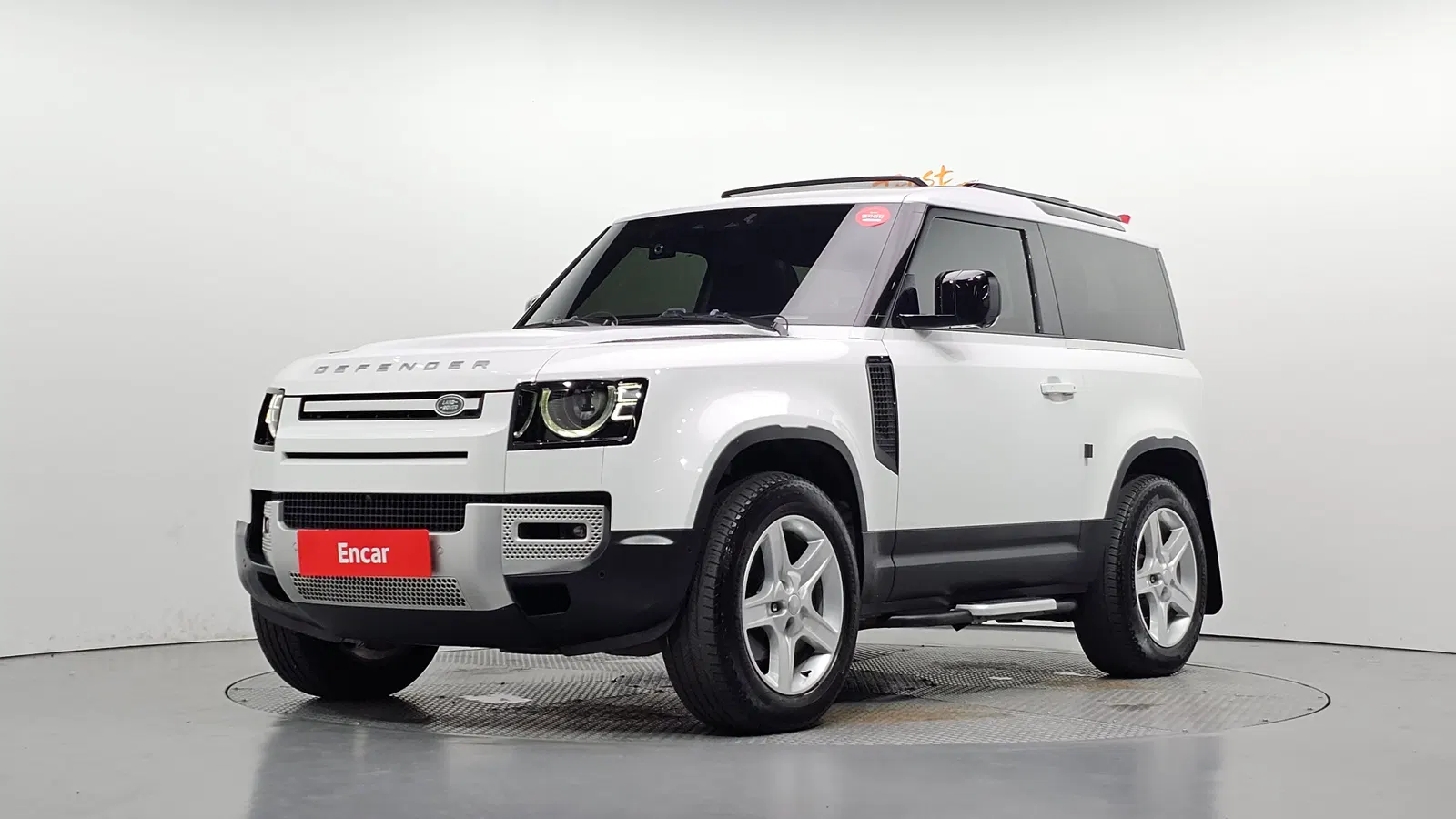 Land Rover Defender (L663) 90 D250 SE 2022 — photo 1 sur 20