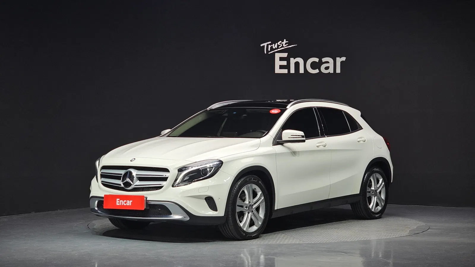 Mercedes-Benz GLA GLA200 d 4MATIC (X156) 2017 — photo 1 sur 20