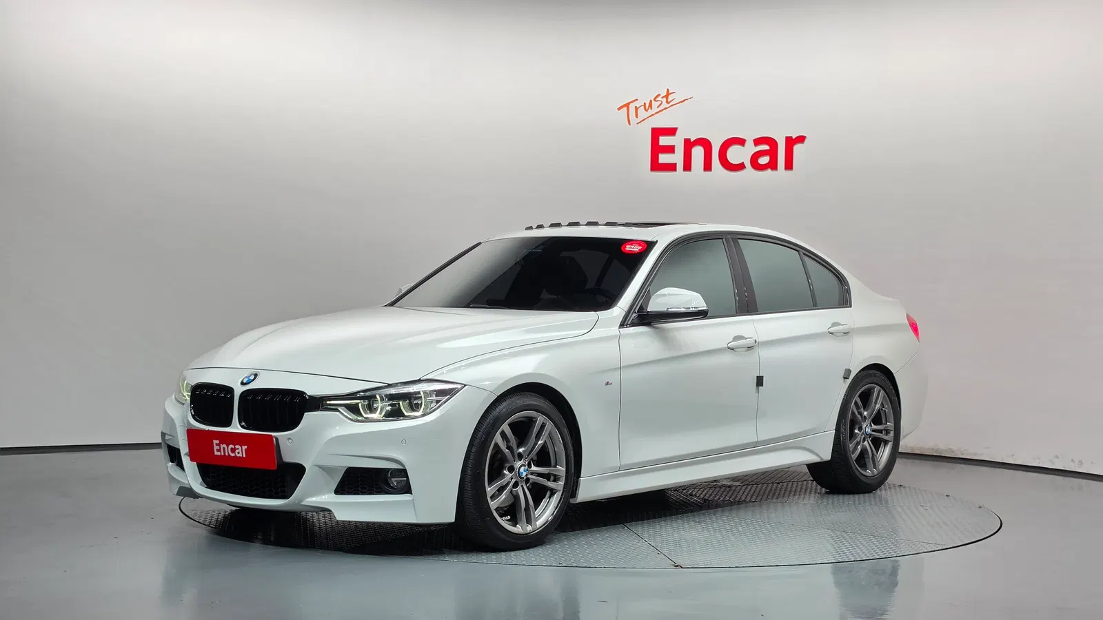 BMW Série 3 (F30) 320i M Sport 2017 — photo 1 sur 20