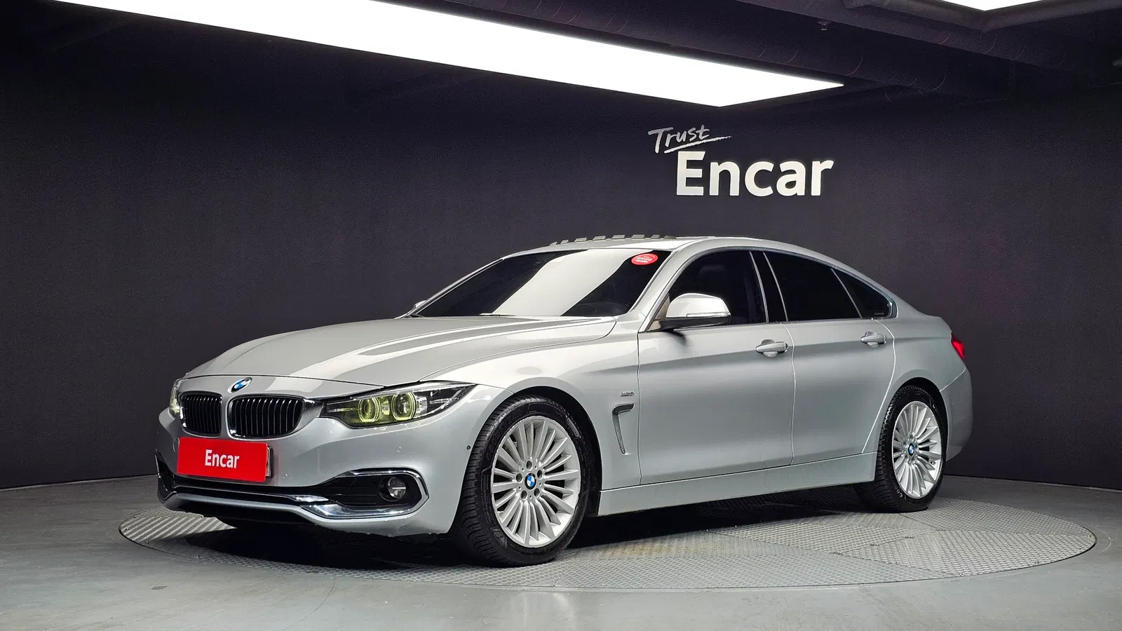 BMW Série 4 (F32) 420d Luxury GranCoupé 2018 — photo 1 sur 20
