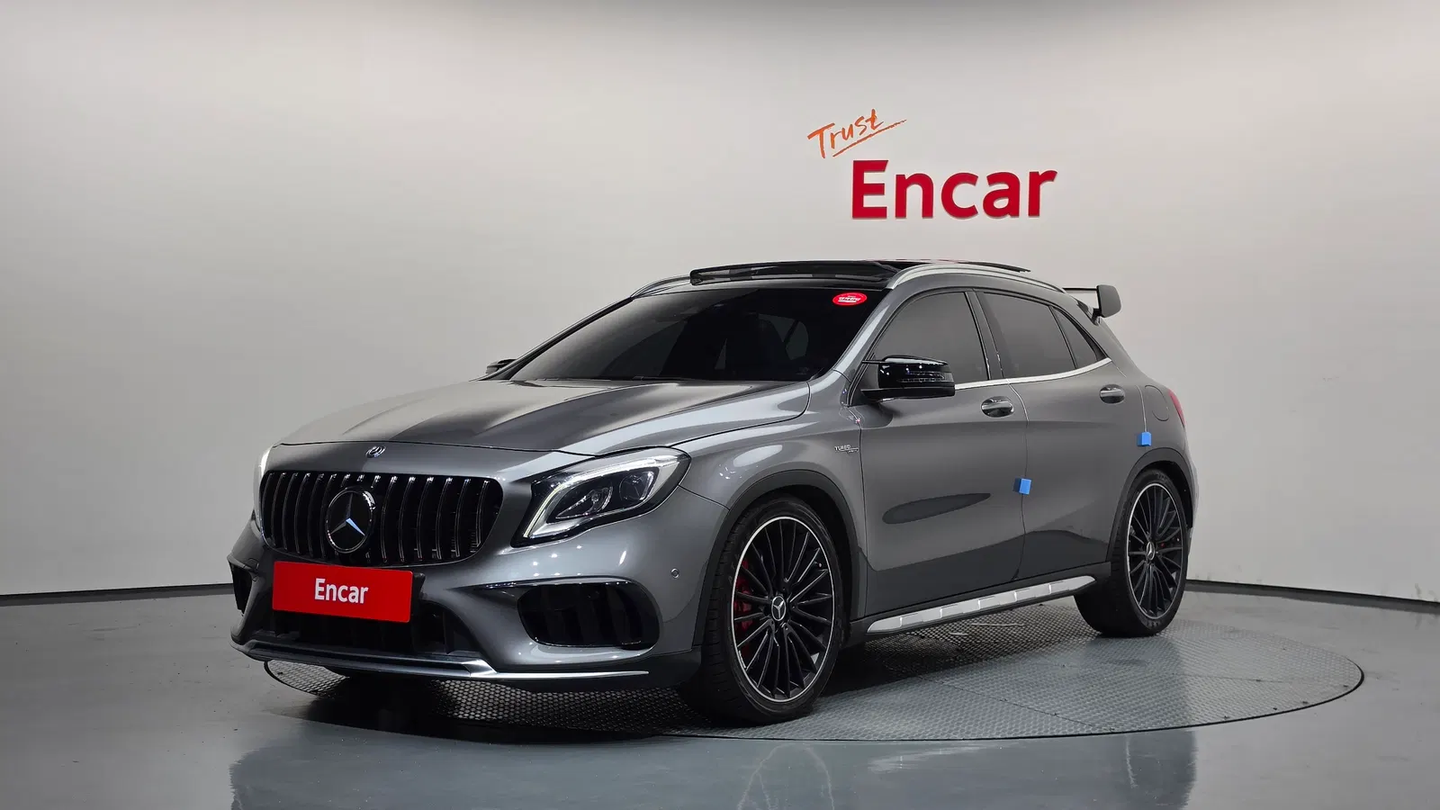 Mercedes-AMG GLA GLA45 4MATIC (X156) 2018 — photo 1 sur 32