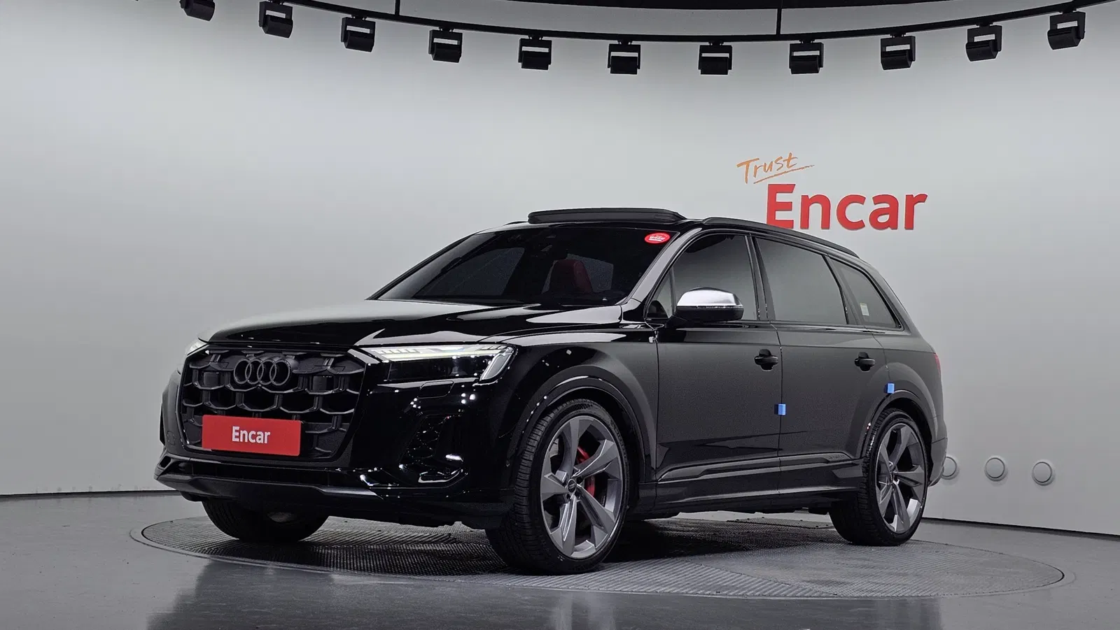 Audi SQ7 (4M) 4.0 TFSI Quattro 2025 — photo 1 sur 31