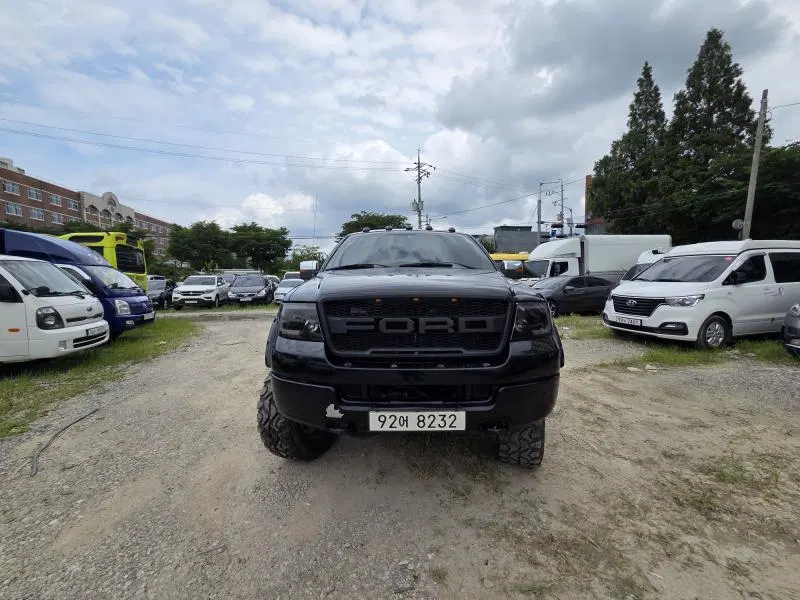 Ford F150 5.4L 2005 — photo 1 sur 16