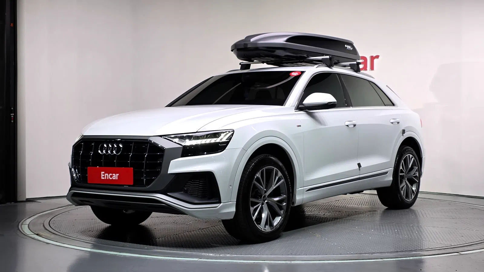Audi Q8 (4M) 50 TDI Quattro Premium 2021 — photo 1 sur 34