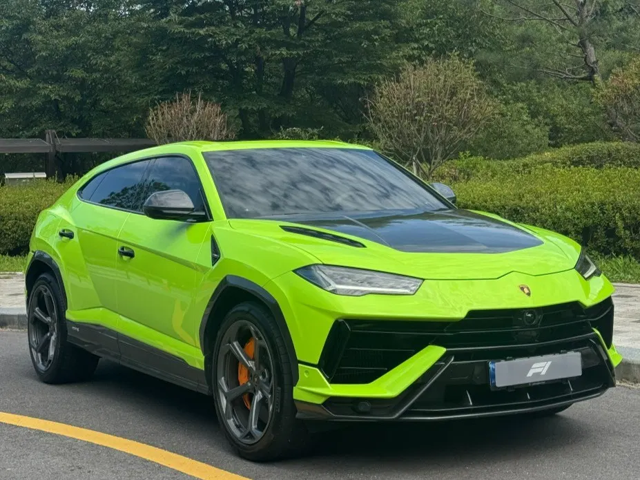 Lamborghini Urus 4.0 V8 S 2023 — photo 1 sur 26