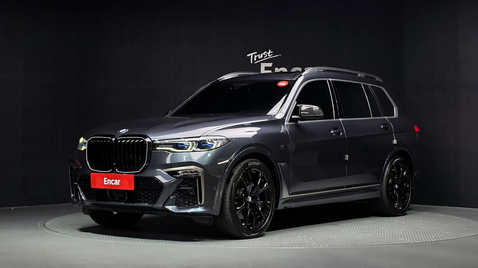BMW X7 (G07) M50i 6 places 2021 — photo 1 sur 32