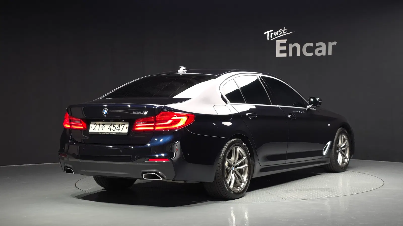 BMW Série 5 (G30) 520d M Sport Plus 2019 — photo 1 sur 41