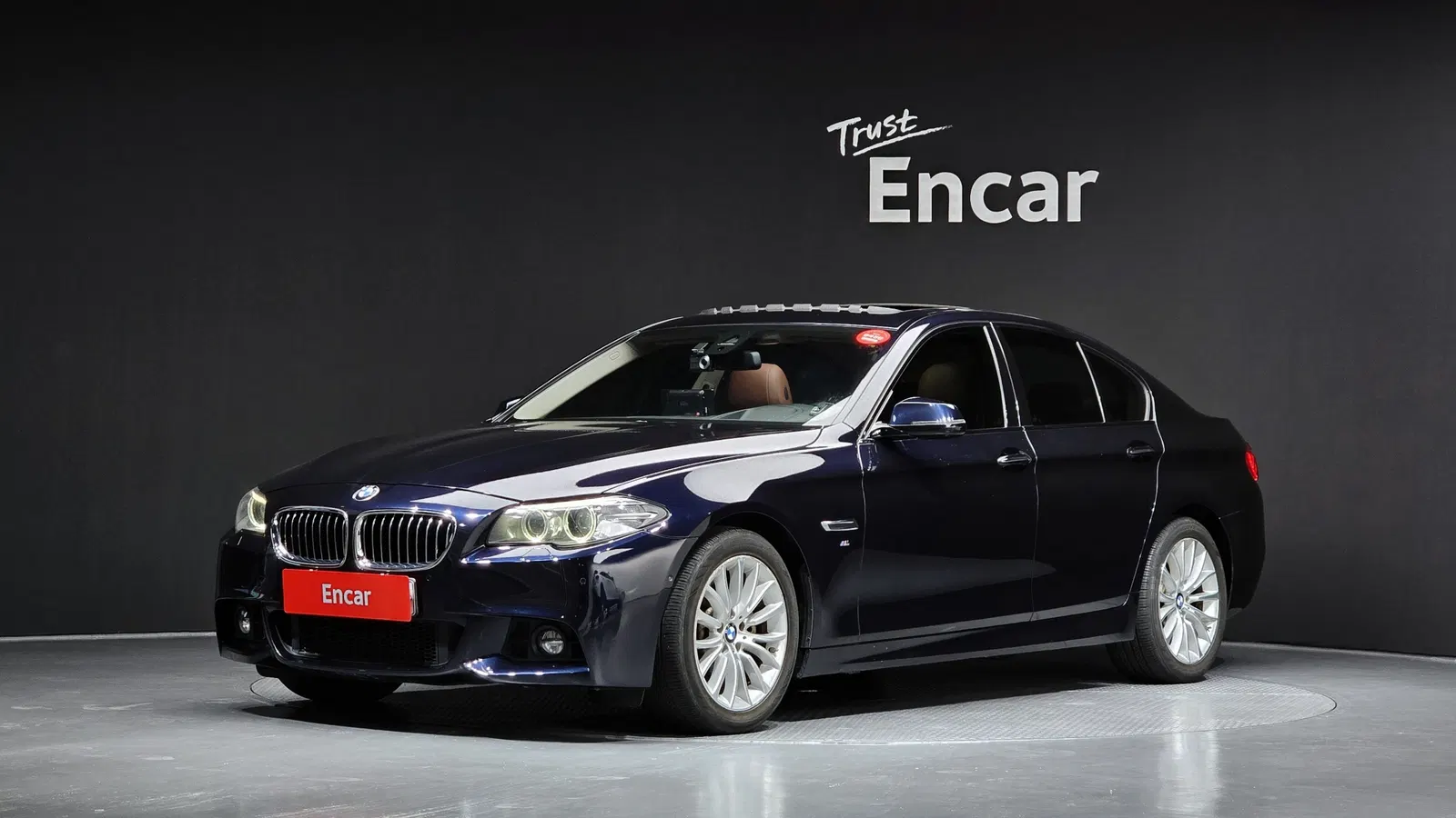 BMW Série 5 (F10) 528i M Aero Dynamic 2016 — photo 1 sur 20