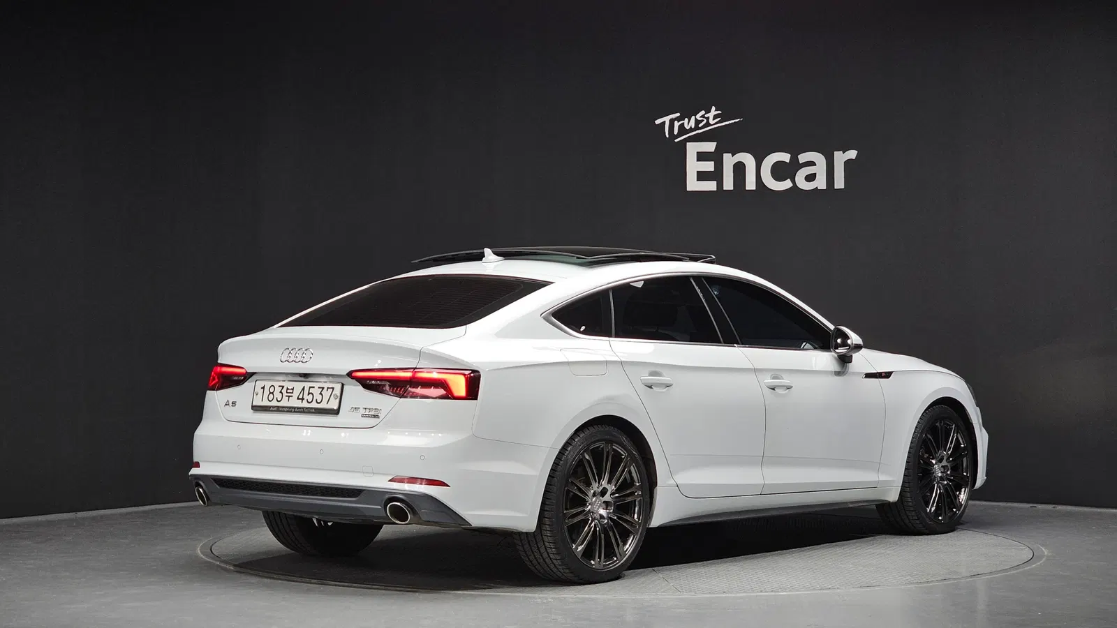 Audi A5 (F5) 45 TFSI Quattro Premium Sportback 2019 — photo 1 sur 38