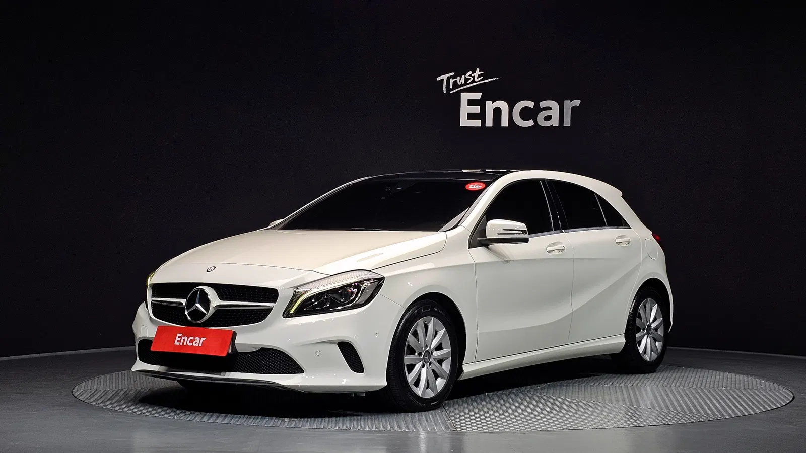 Mercedes-Benz Classe A A200 (W176) 2017 — photo 1 sur 20