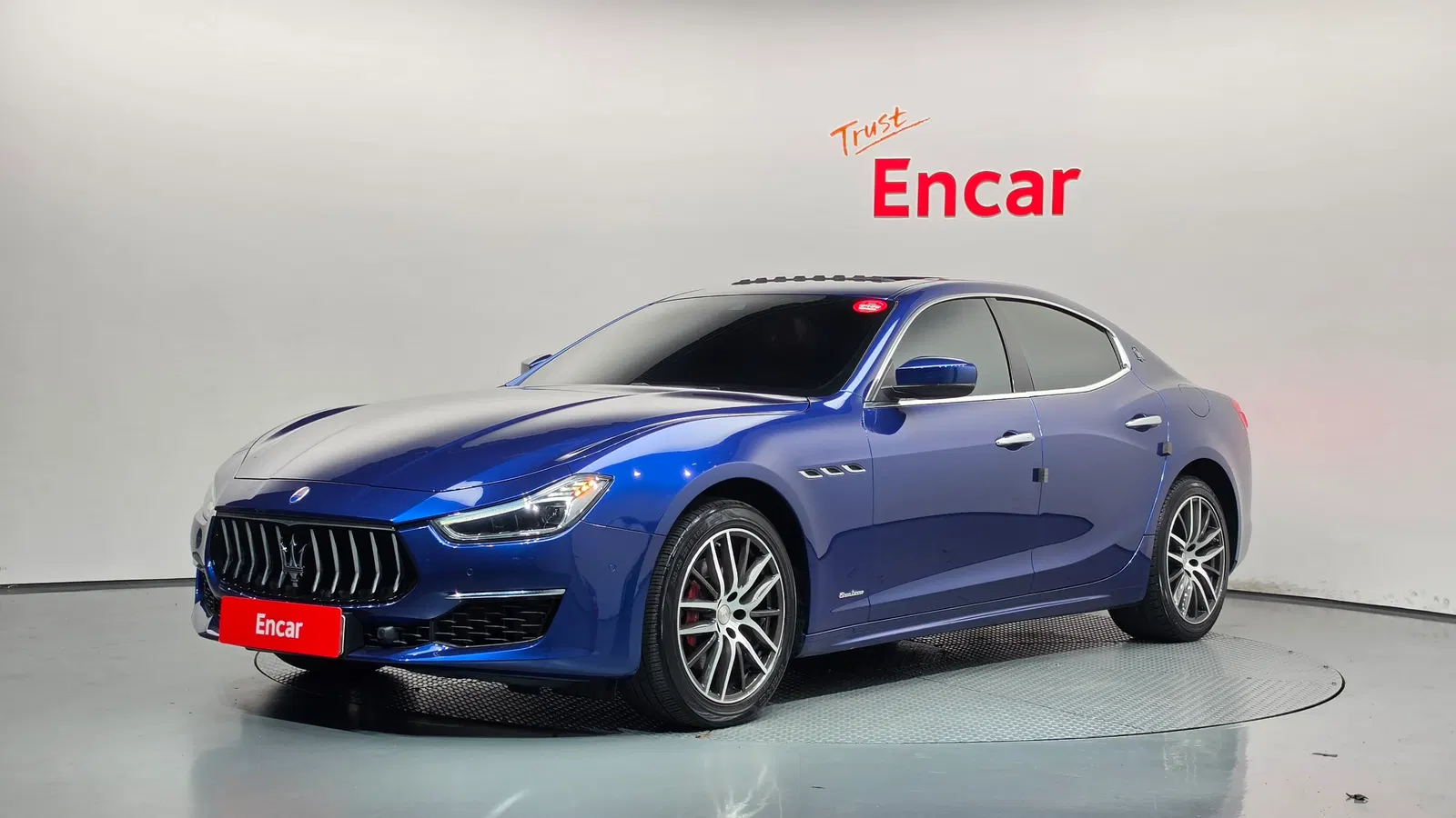Maserati Ghibli 3.0 Diesel GranLusso 2018 — photo 1 sur 33