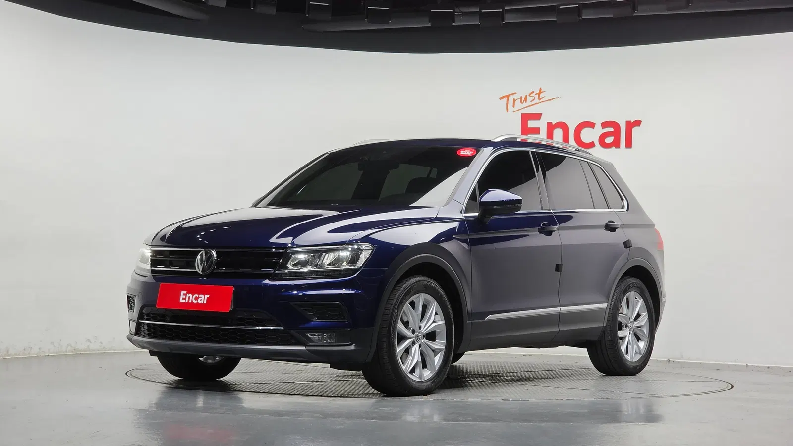 Volkswagen Tiguan 2e génération 2.0 TDI Premium 2020 — photo 1 sur 32
