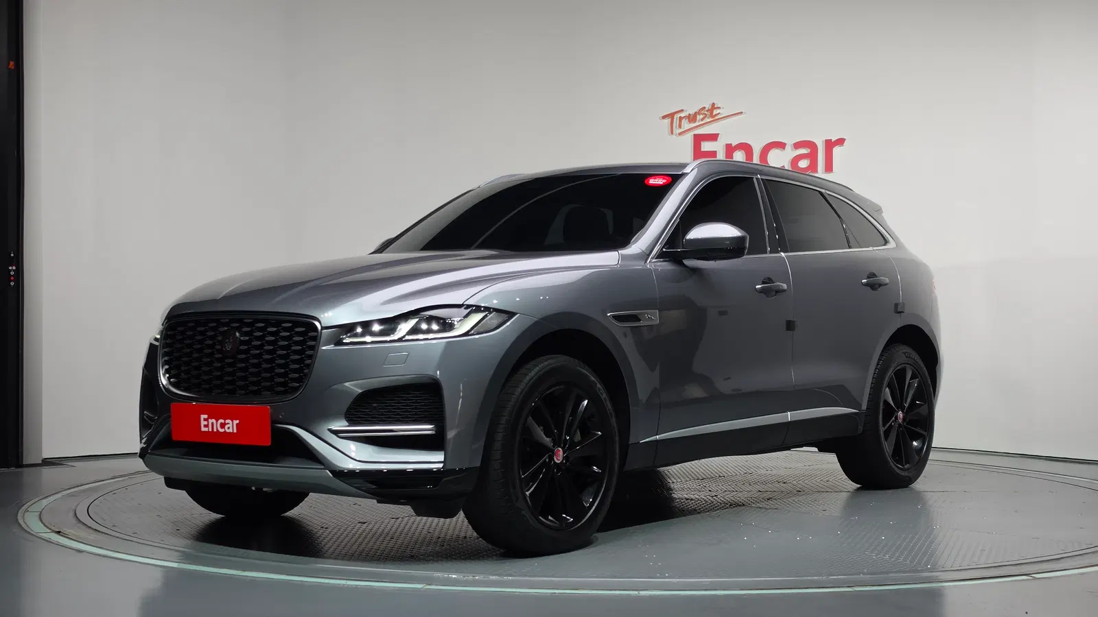 Jaguar F-PACE P 250 SE 2022 importée par Kaizen Motors
