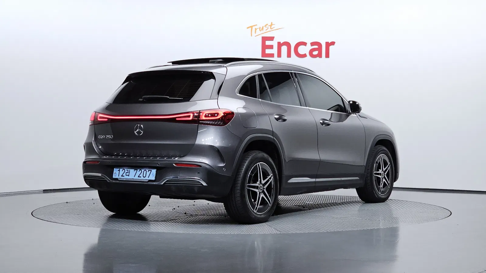 Mercedes-Benz EQA AMG Package · EQA250 Plus (H243) 2022 — photo 1 sur 30
