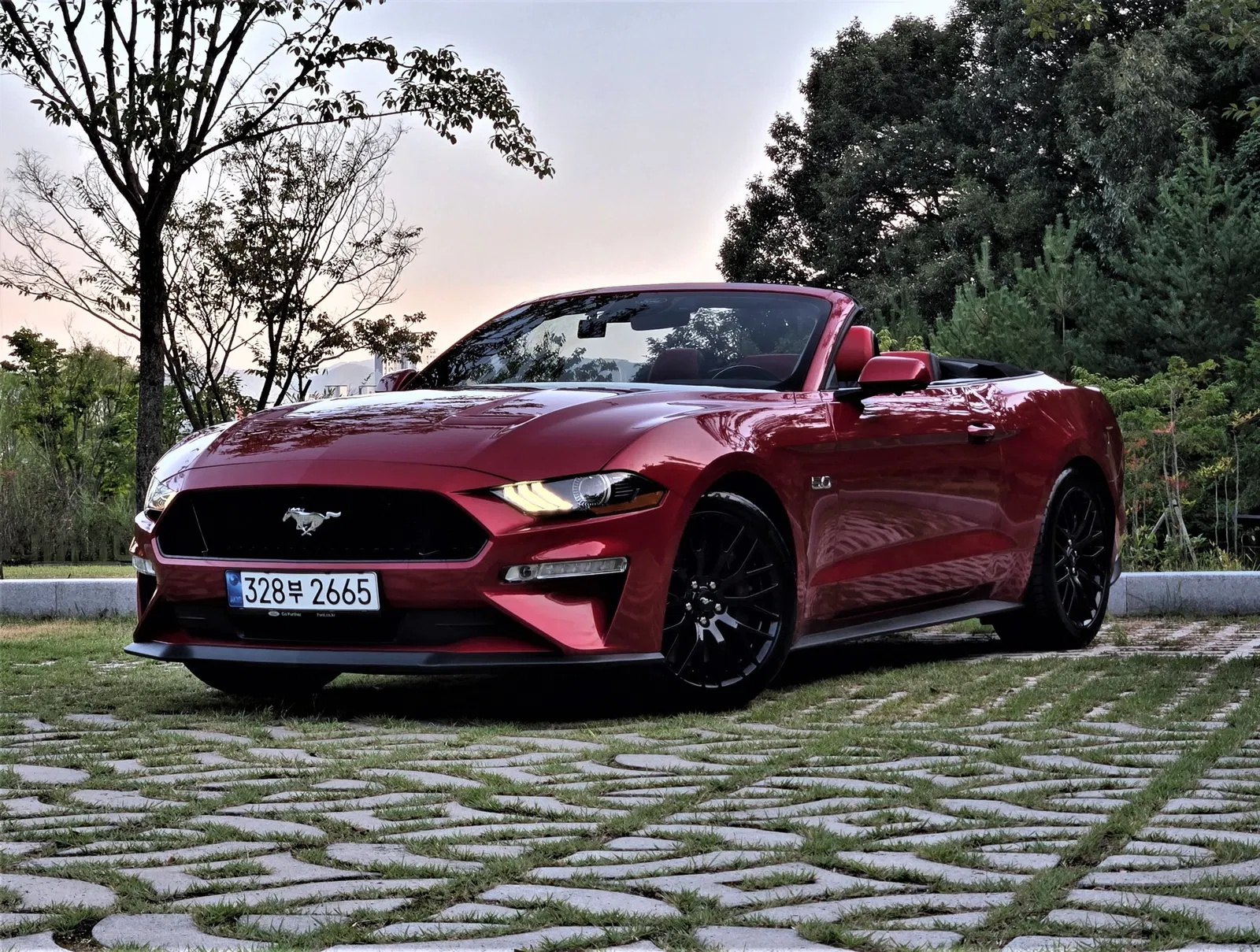 Ford Mustang GT Convertible 2023 — photo 1 sur 26