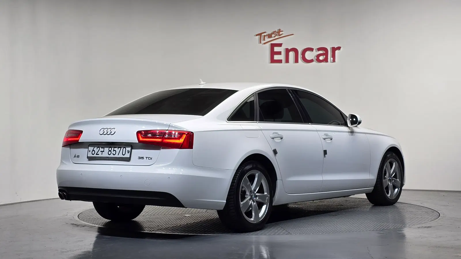 Audi A6 35 TDI Dynamic 2015 — photo 1 sur 31