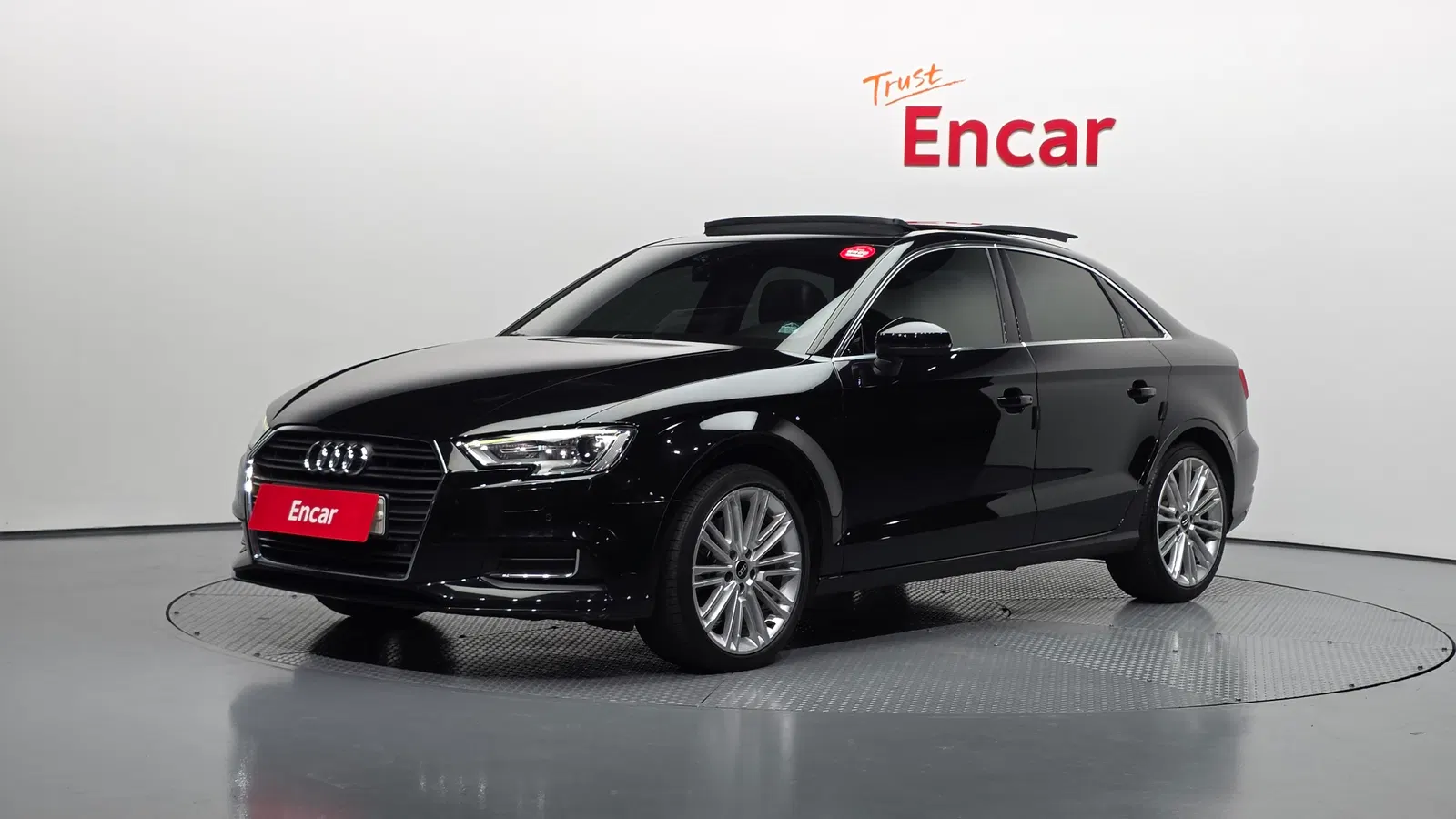 Audi A3 40 TFSI 2018 — photo 1 sur 20