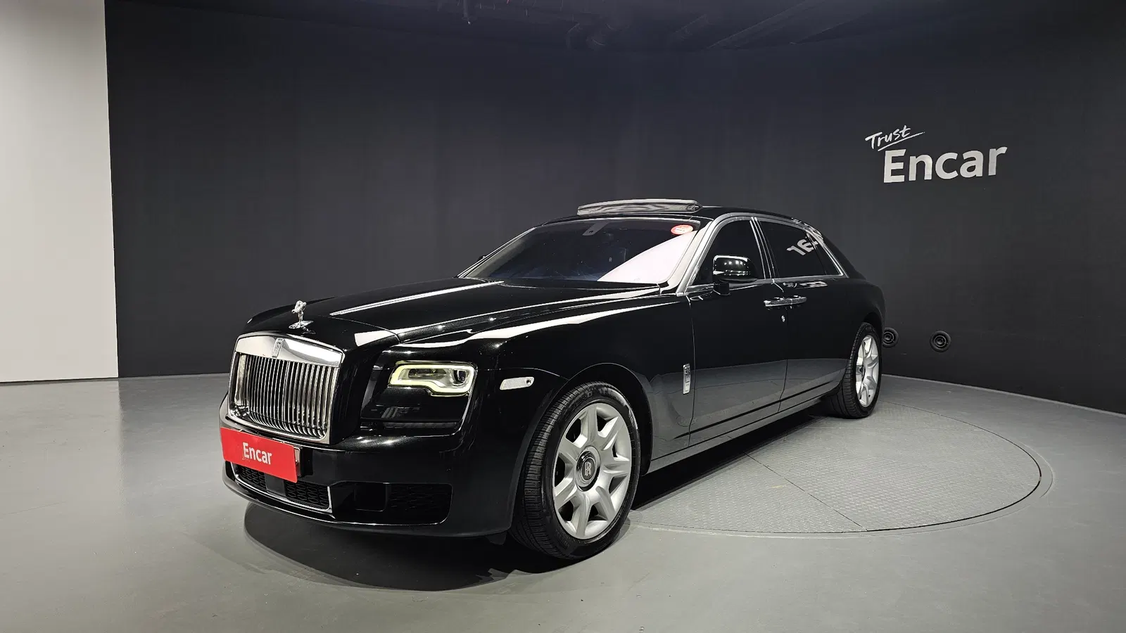 Rolls-Royce Ghost 6.6 EWB V12 2018 — photo 1 sur 26