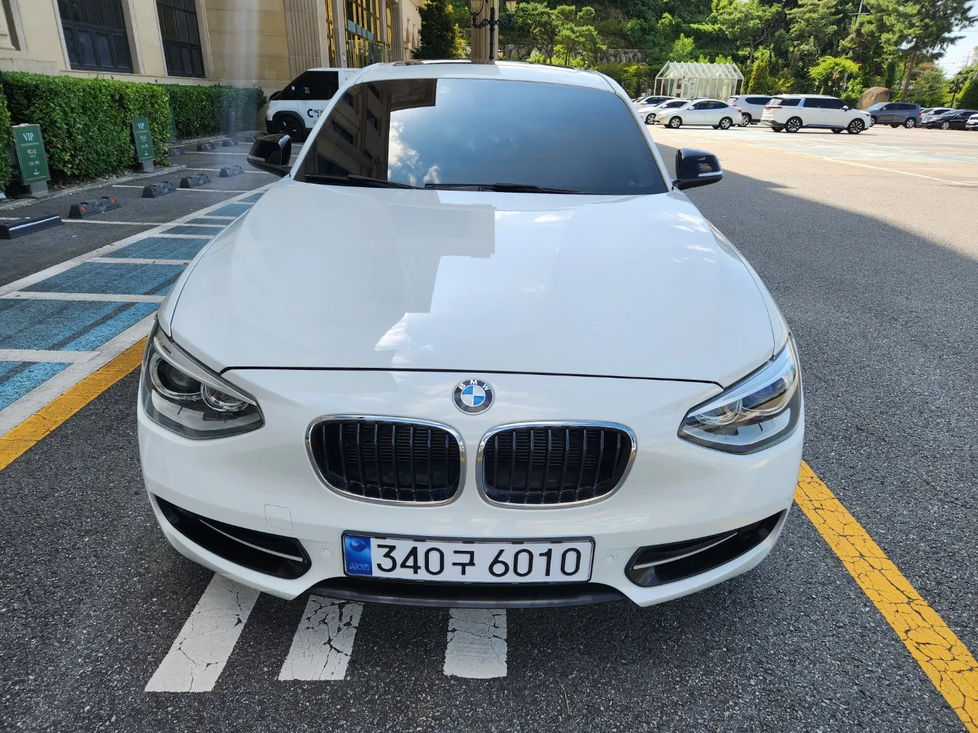 BMW Série 1 (F20) 118d Sport 5 portes 2015 — photo 1 sur 26