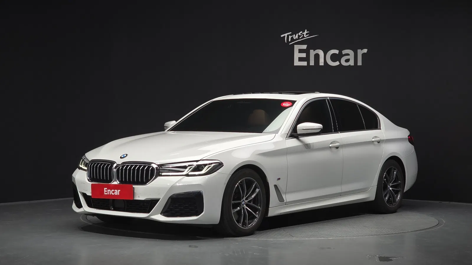 BMW Série 5 (G30) 520i M Sport 2022 — photo 1 sur 38