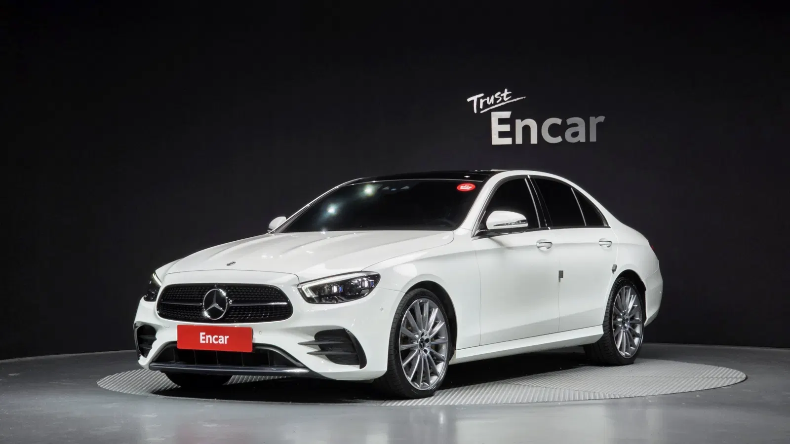 Mercedes-Benz Classe E AMG Line · E350 4MATIC (W213) 2022 — photo 1 sur 37
