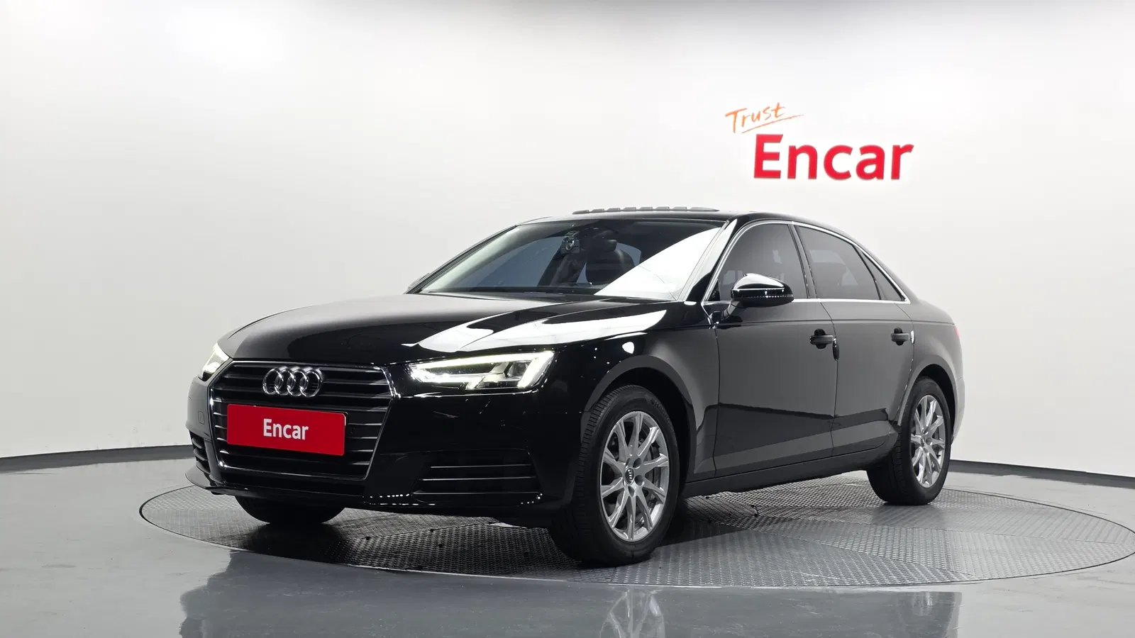 Audi A4 (B9) 45 TFSI 2016 — photo 1 sur 30