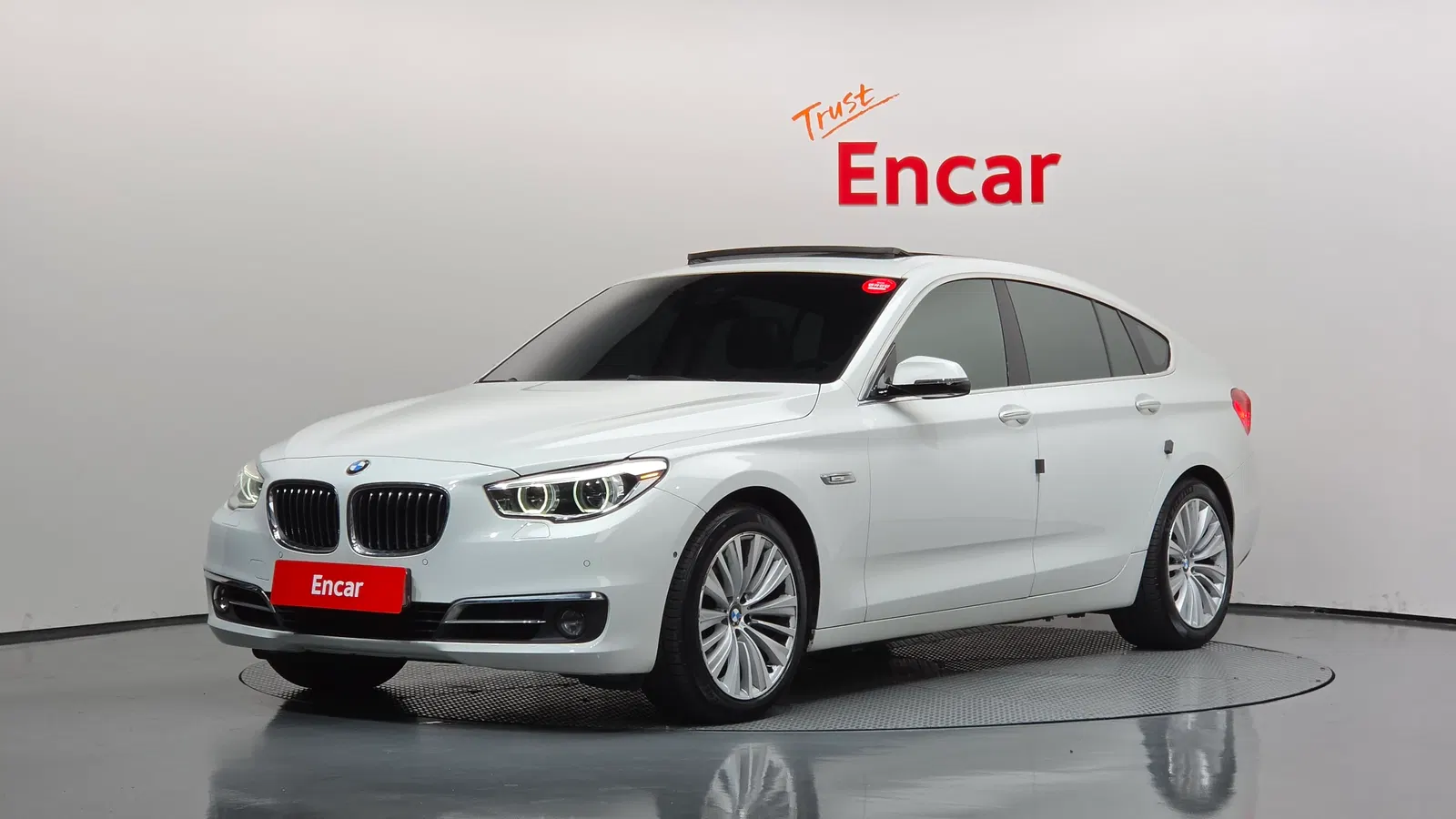 BMW Série 5 GT (F07) GT 30d xDrive 2015 — photo 1 sur 20