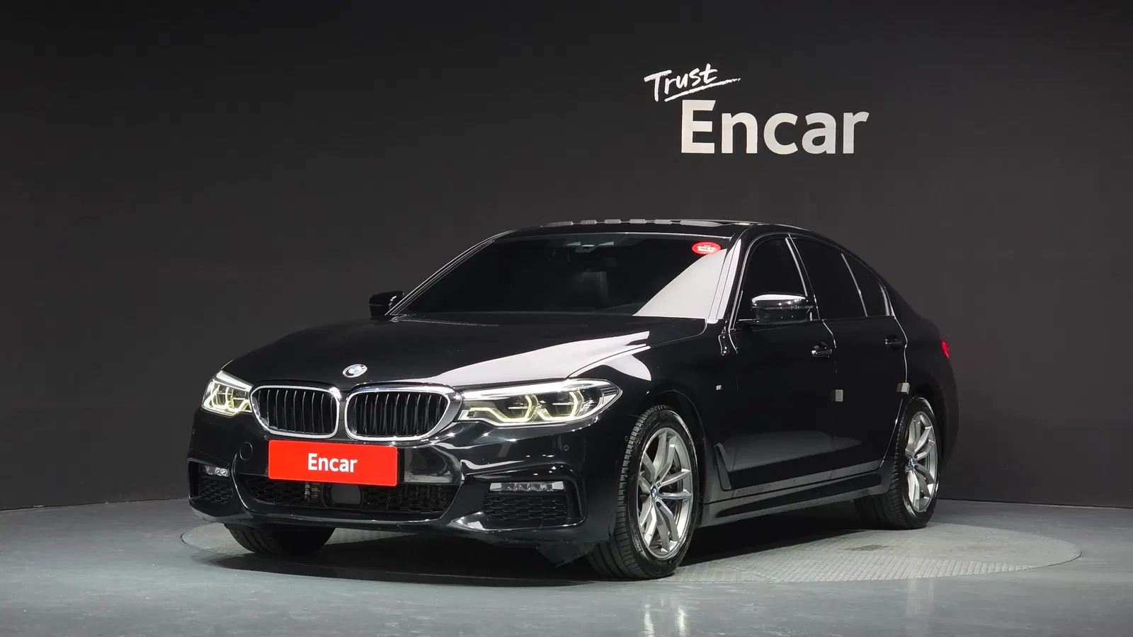 BMW Série 5 (G30) 530i M Sport 2017 — photo 1 sur 20