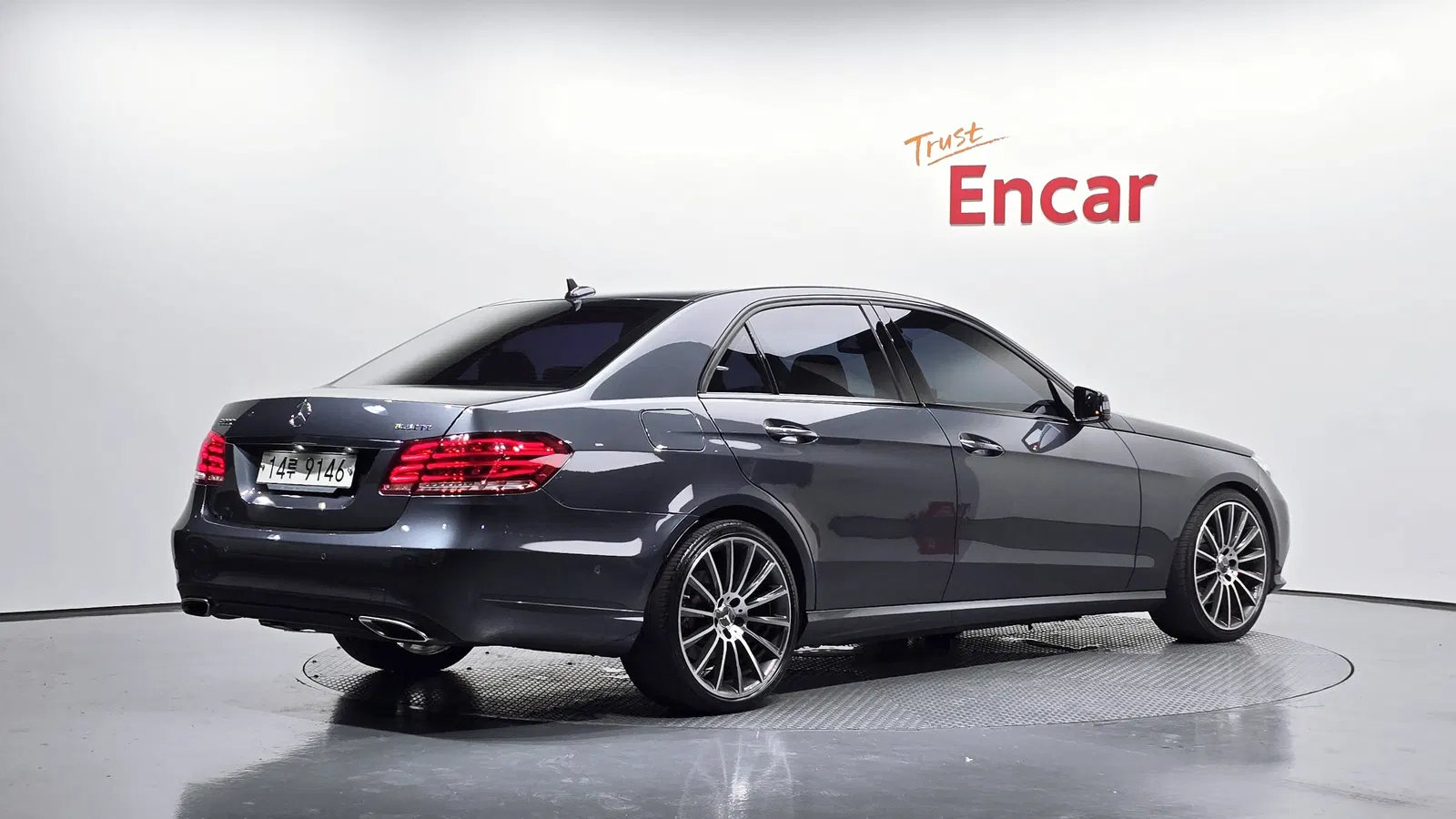 Mercedes-Benz Classe E E220 BlueTEC Avantgarde Sport (W212) 2016 — photo 1 sur 30