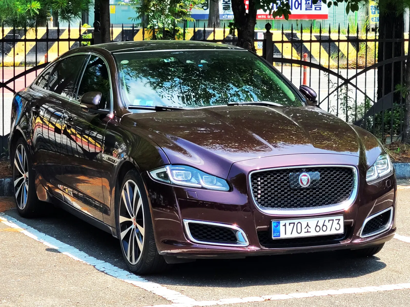 Jaguar All New XJ 3.0D XJ50 LWB 2019 — photo 1 sur 26
