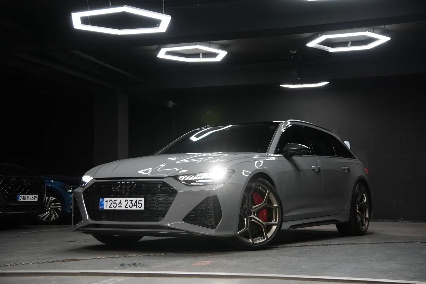 Audi RS6 (C8) 4.0 TFSI Quattro Avant Performance 2025 — photo 1 sur 26