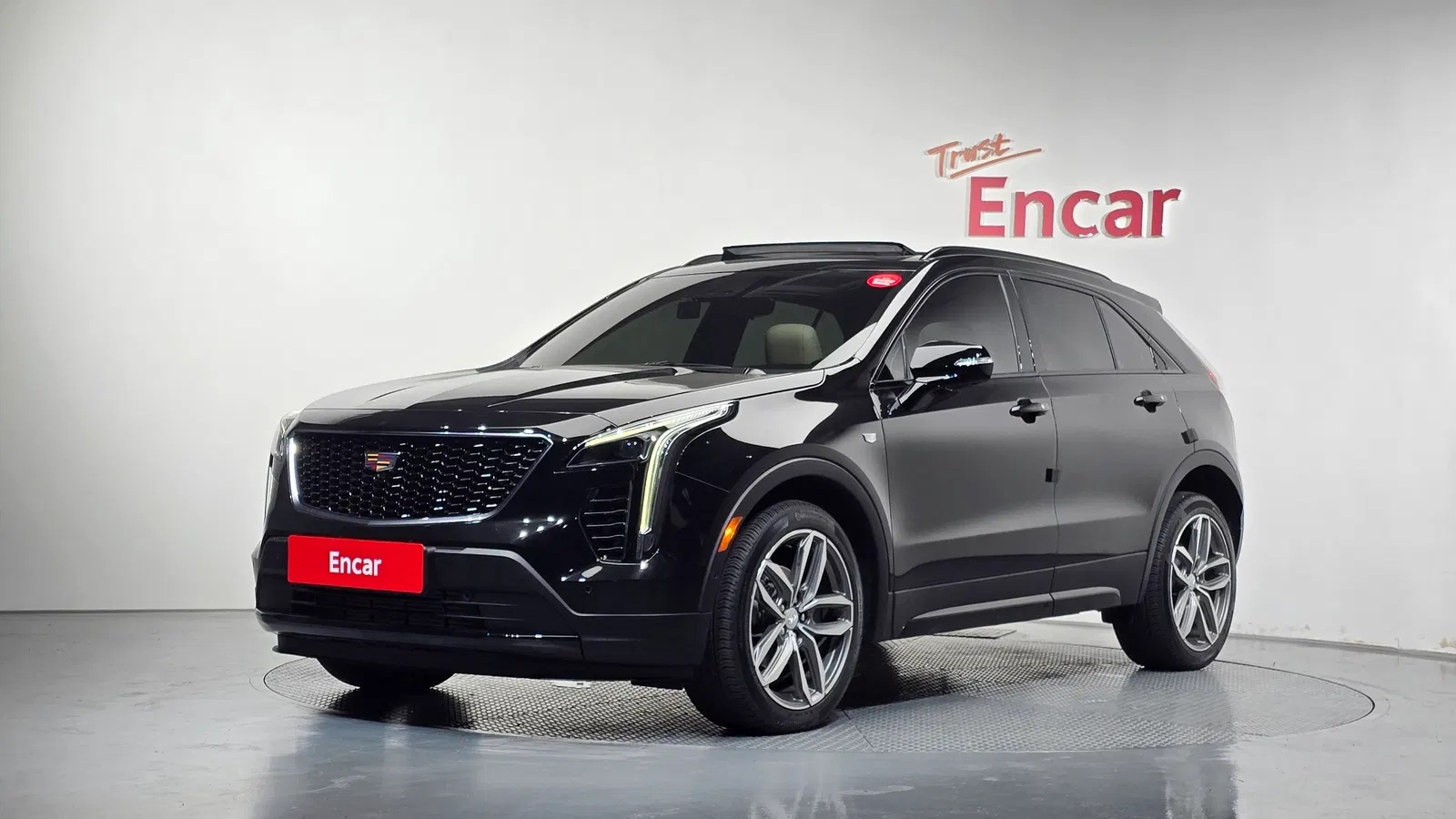 Cadillac XT4 2.0 Sport AWD 2023 — photo 1 sur 34