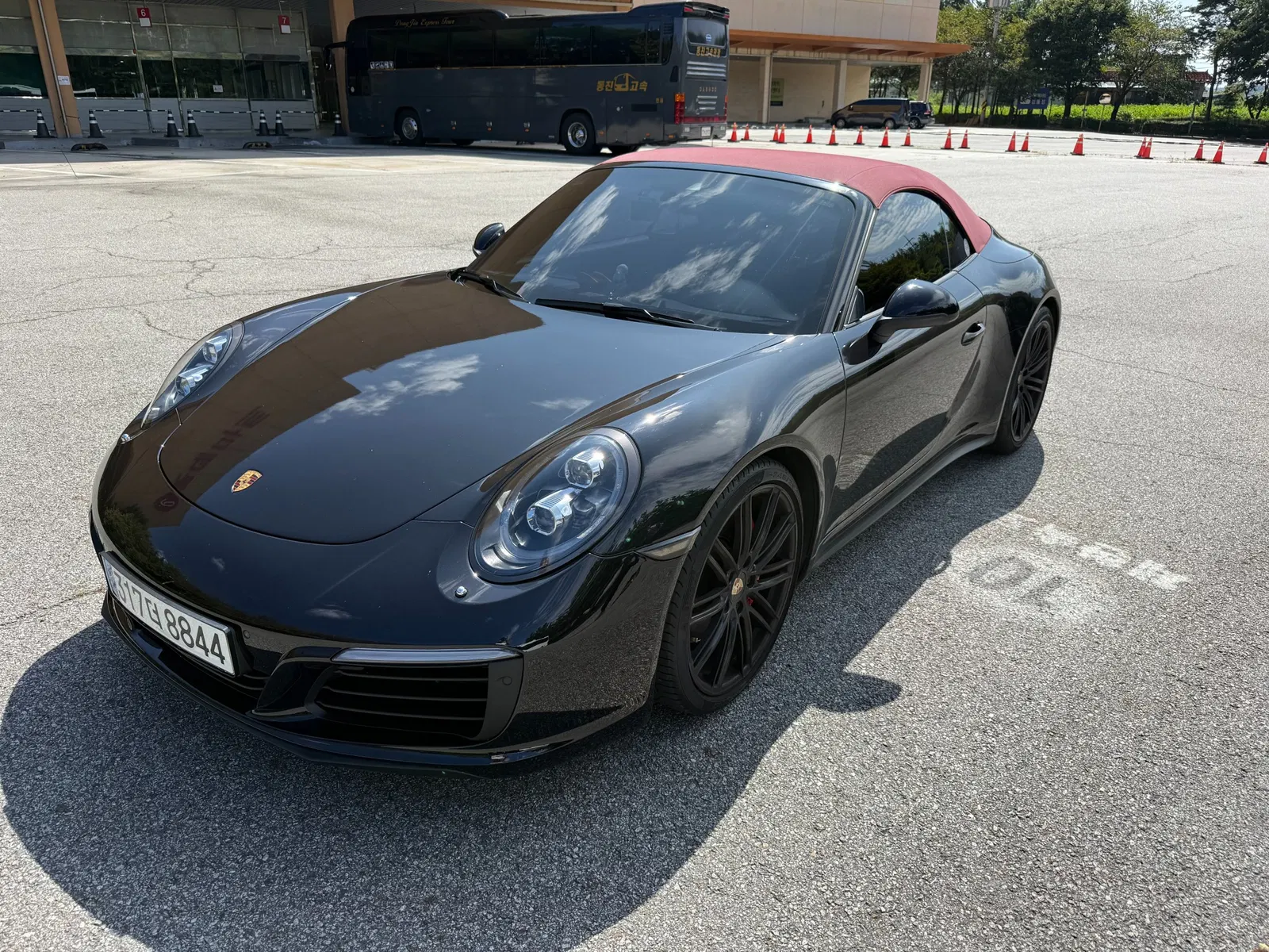 Porsche 911 Carrera 4S Cabriolet 2018 — photo 1 sur 20