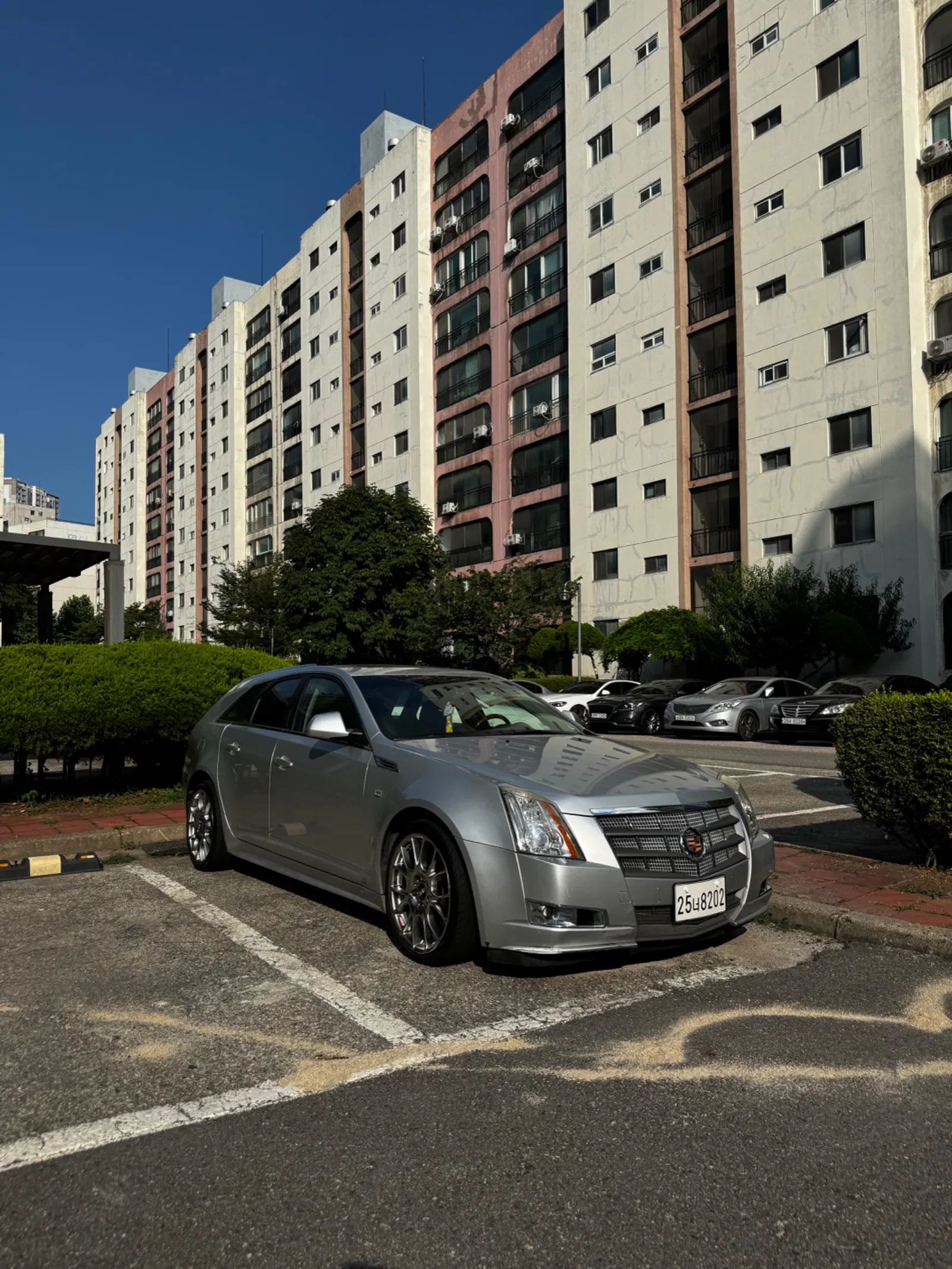 Cadillac CTS 2e génération 3.0 Sport Wagon 2010 — photo 1 sur 16