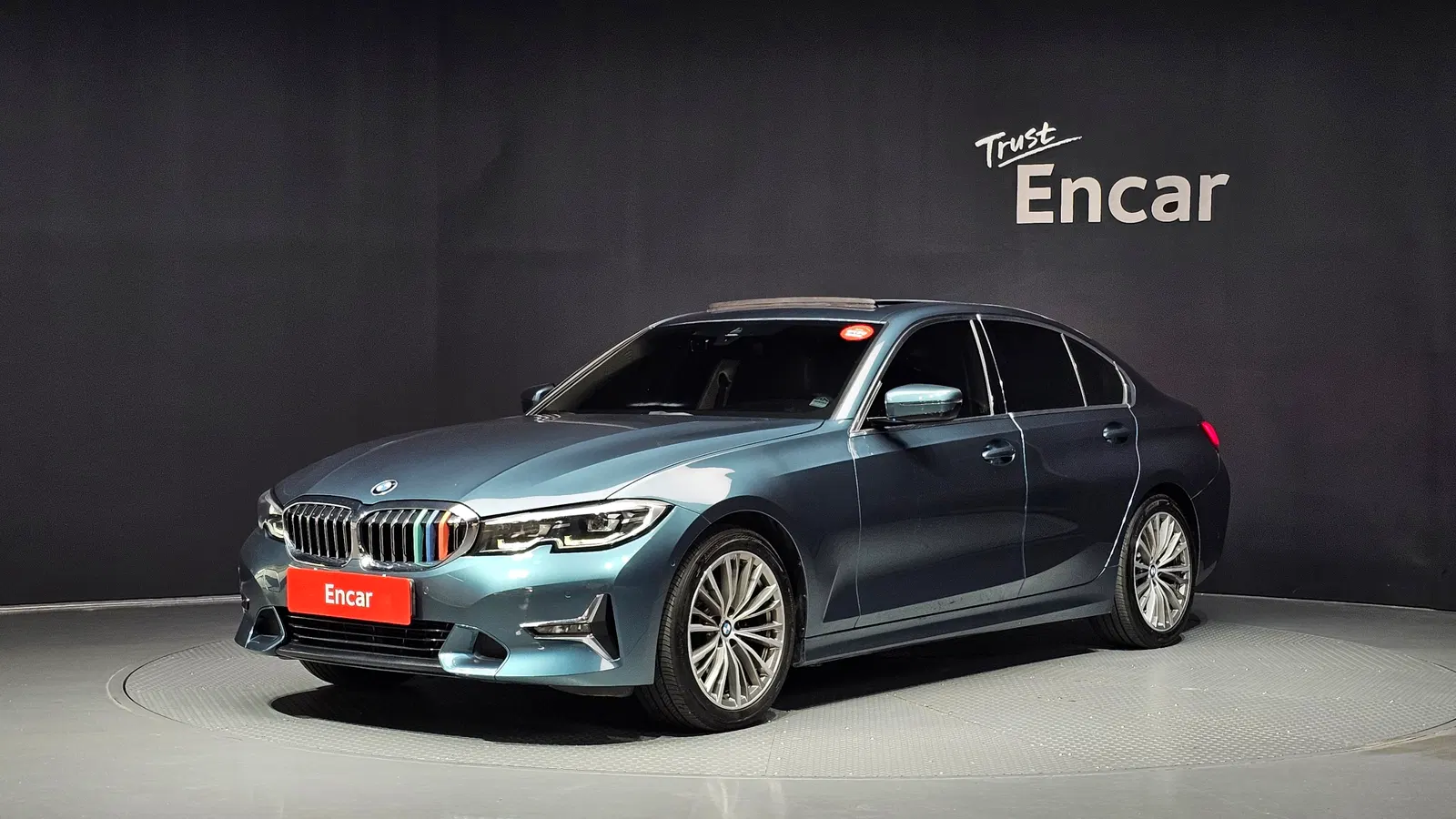 BMW Série 3 (G20) 320i Luxury 2021 — photo 1 sur 34