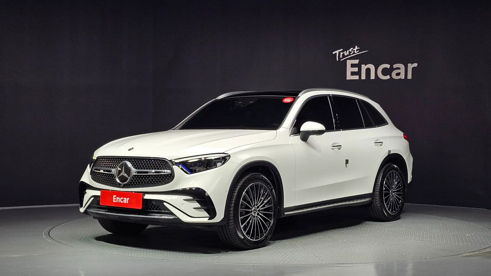 Mercedes-Benz GLC AMG Line · GLC300 4MATIC (X254) 2023 — photo 1 sur 39