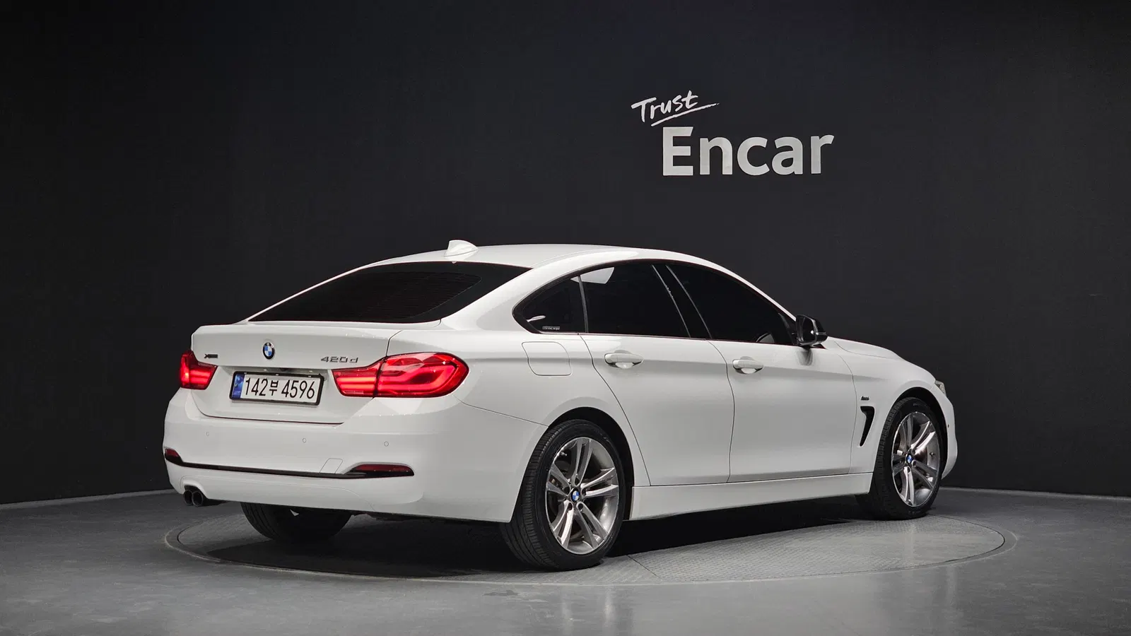 BMW Série 4 (F32) 420d xDrive Sport GranCoupé 2018 — photo 1 sur 37