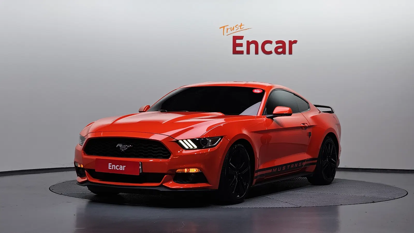 Ford Mustang Coupé 2015 — photo 1 sur 20