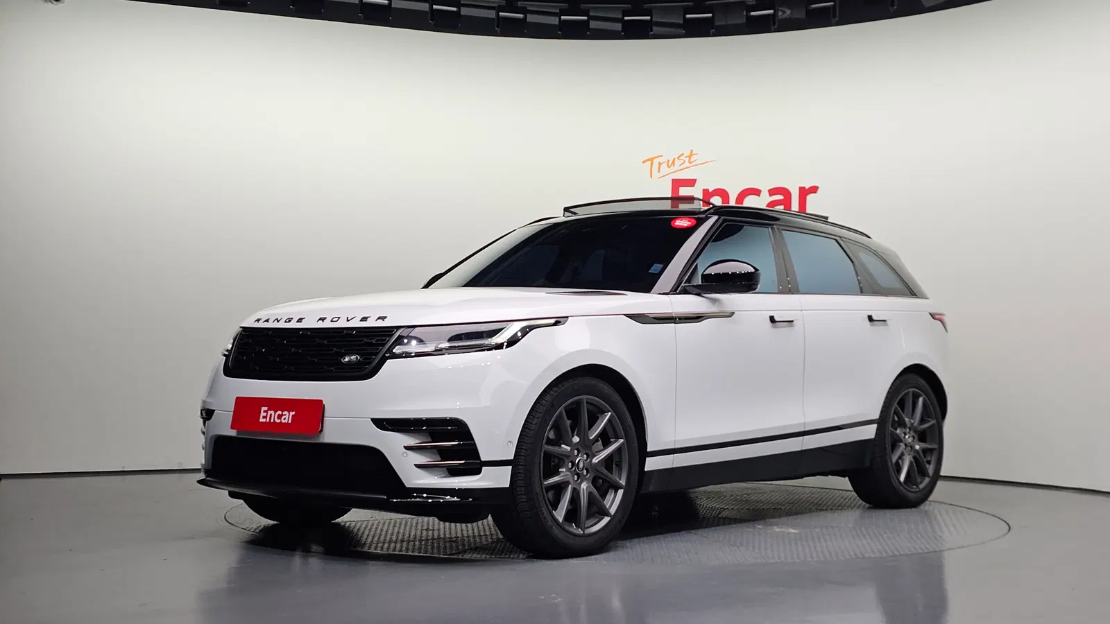Land Rover Range Rover Velar 3.0 P400 Dynamic HSE 2024 — photo 1 sur 20