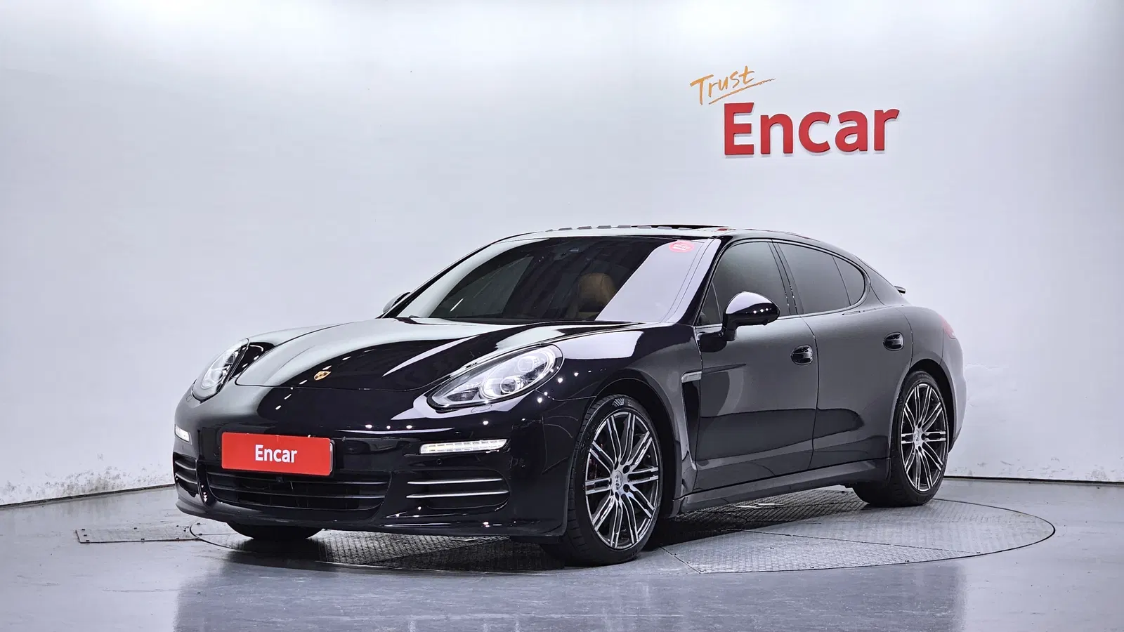 Porsche Panamera 3.6 AWD Edition 2016 — photo 1 sur 20