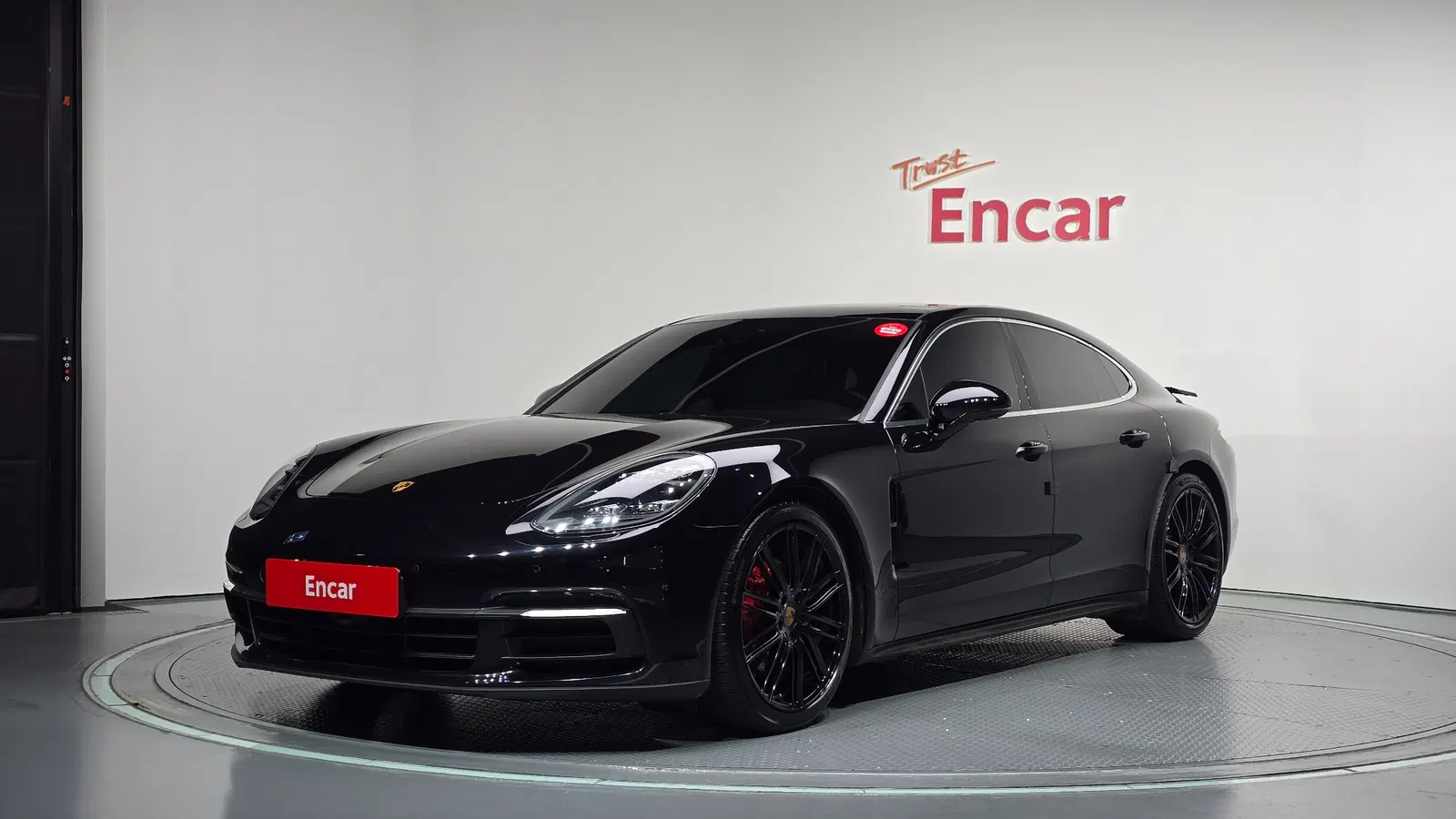 Porsche Panamera (971) 3.0 AWD 2020 — photo 1 sur 33