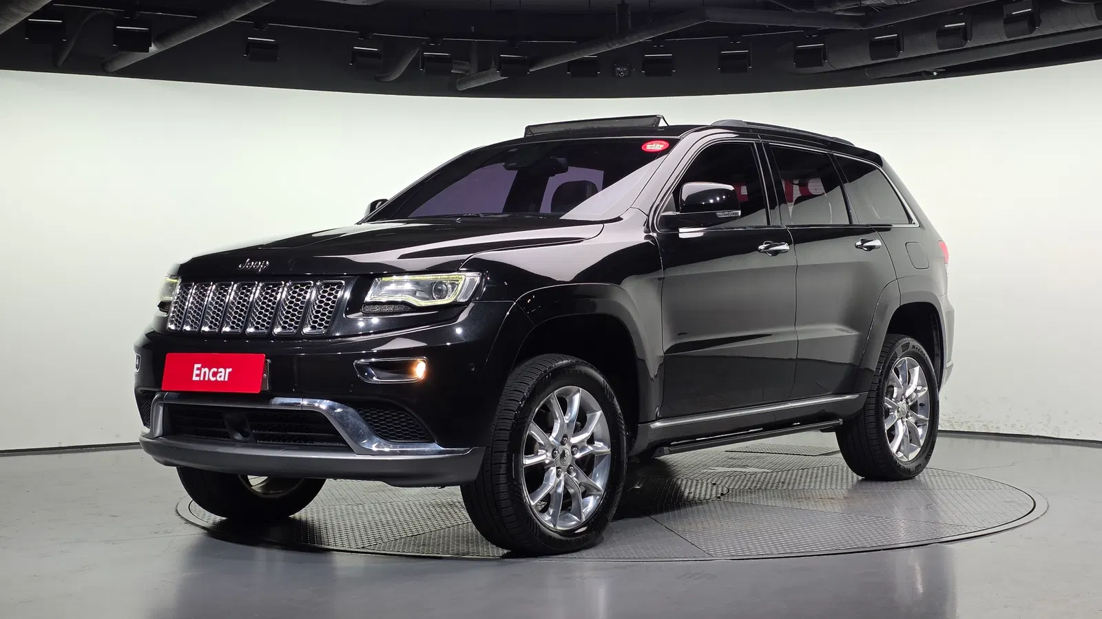 Jeep Grand Cherokee 3.0 Diesel Overland Summit 2015 — photo 1 sur 20