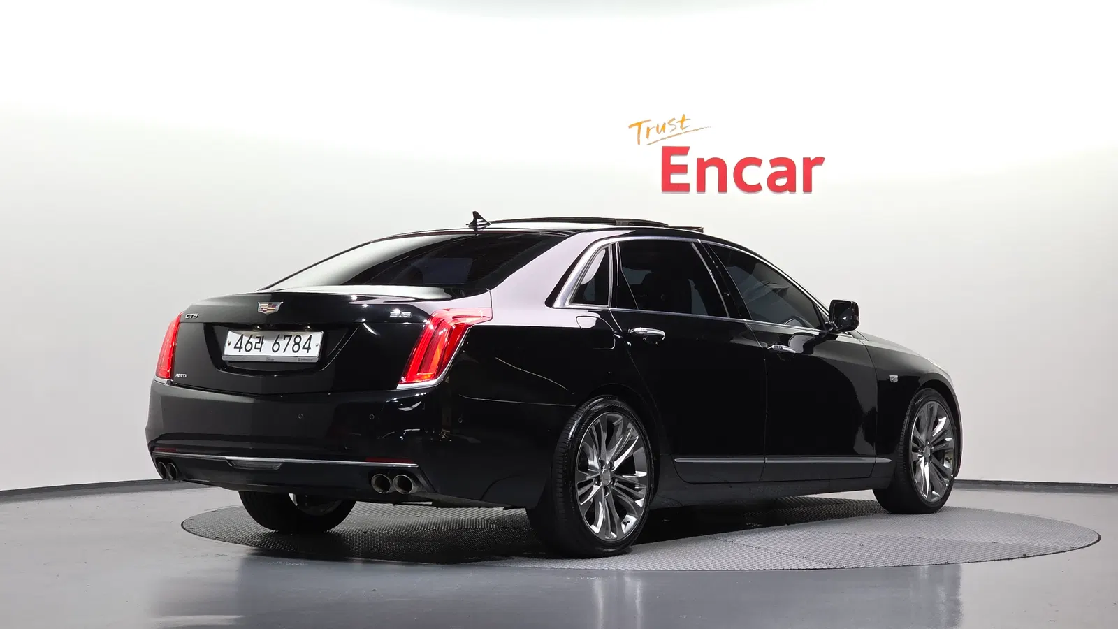 Cadillac CT6 3.6 Platinum AWD 2016 — photo 1 sur 36