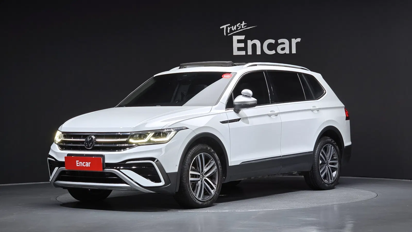 Volkswagen Tiguan Allspace 2.0 TSI Prestige 2023 — photo 1 sur 35