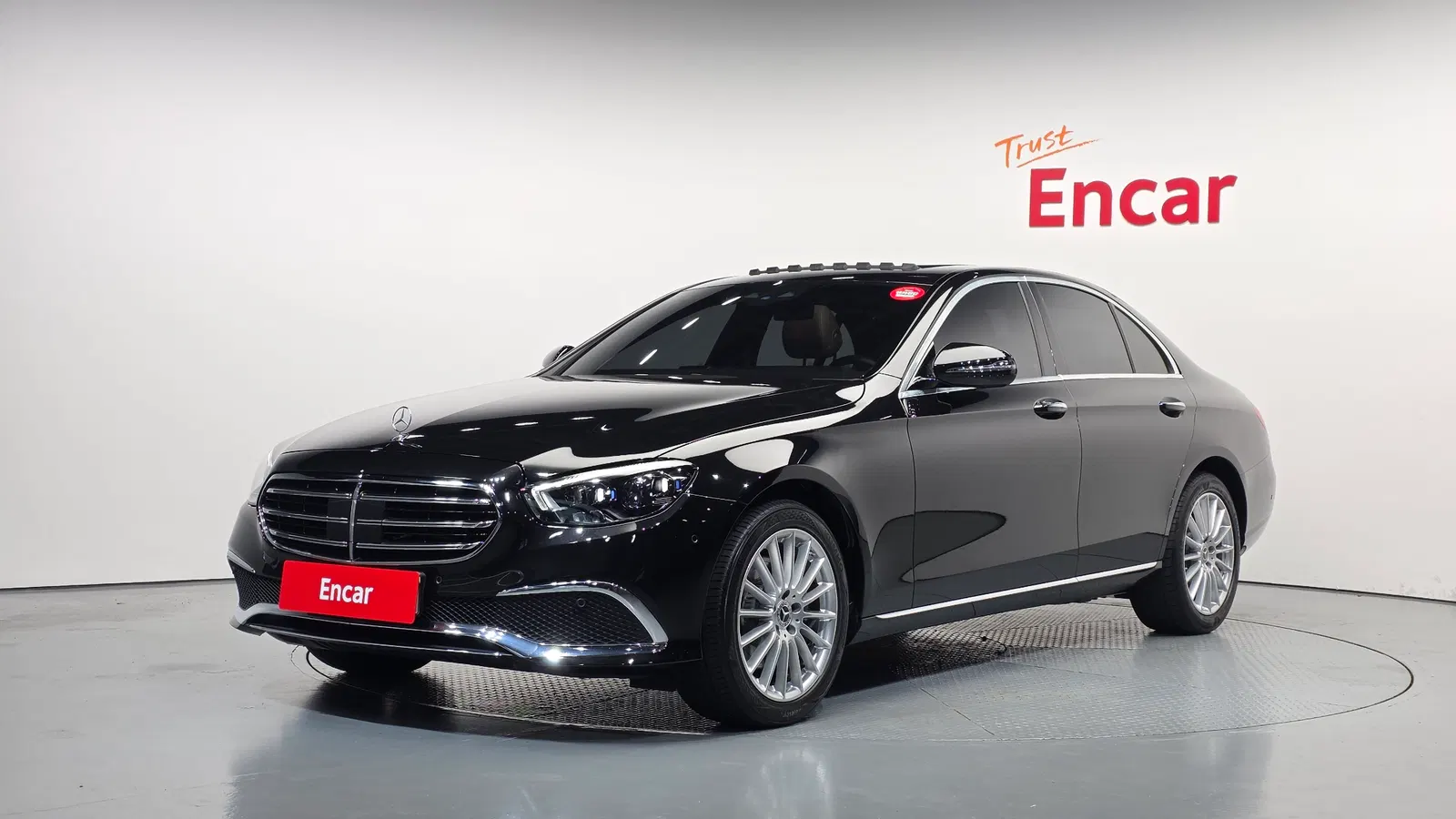 Mercedes-Benz Classe E E250 Exclusive (W213) 2021 — photo 1 sur 33