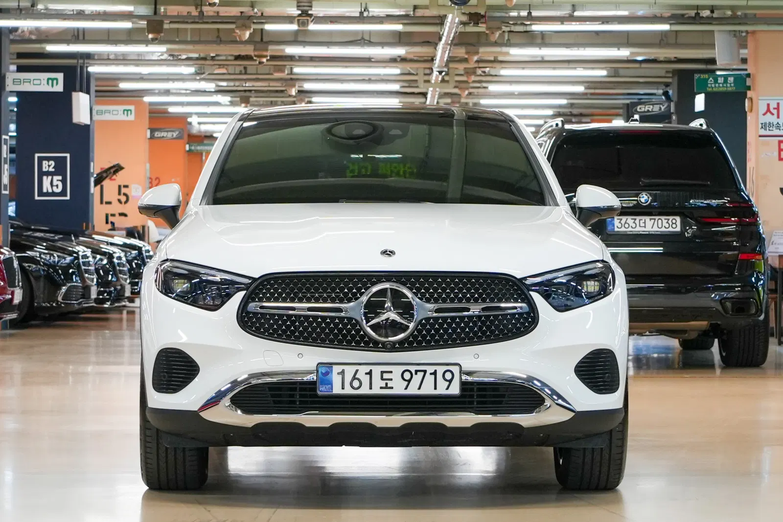Mercedes-Benz GLC GLC300 4MATIC Avantgarde Coupé (X254) 2025 — photo 1 sur 26