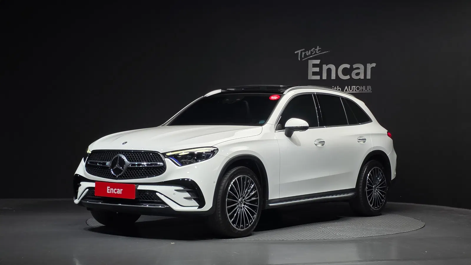 Mercedes-Benz GLC AMG Line · GLC300 4MATIC (X254) 2023 — photo 1 sur 32