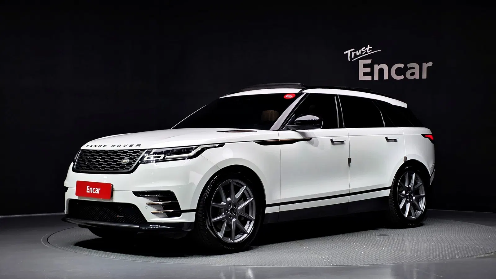 Land Rover Range Rover Velar 3.0 P400 R-Dynamic HSE 2022 — photo 1 sur 43