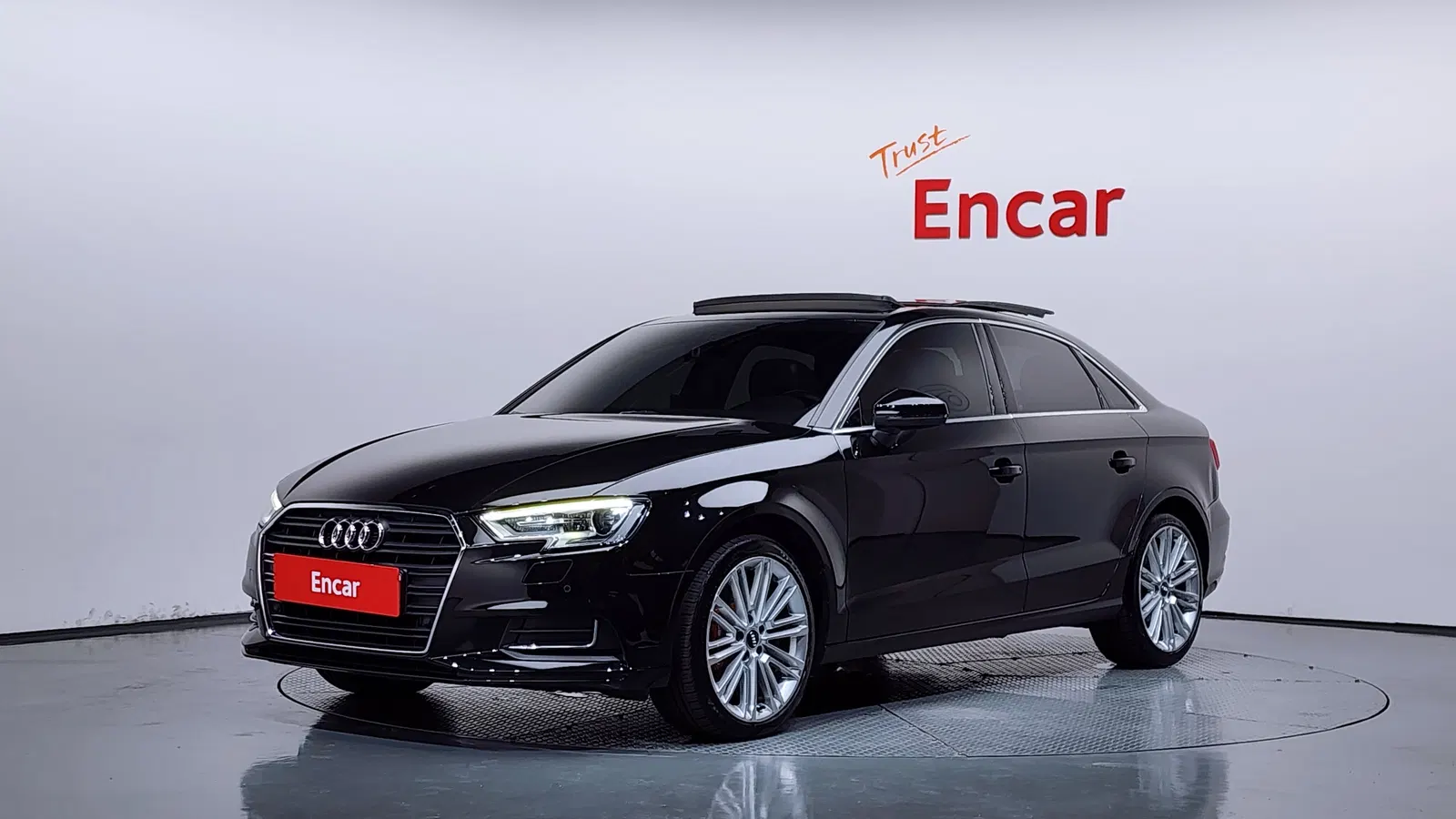 Audi A3 40 TFSI 2018 — photo 1 sur 20