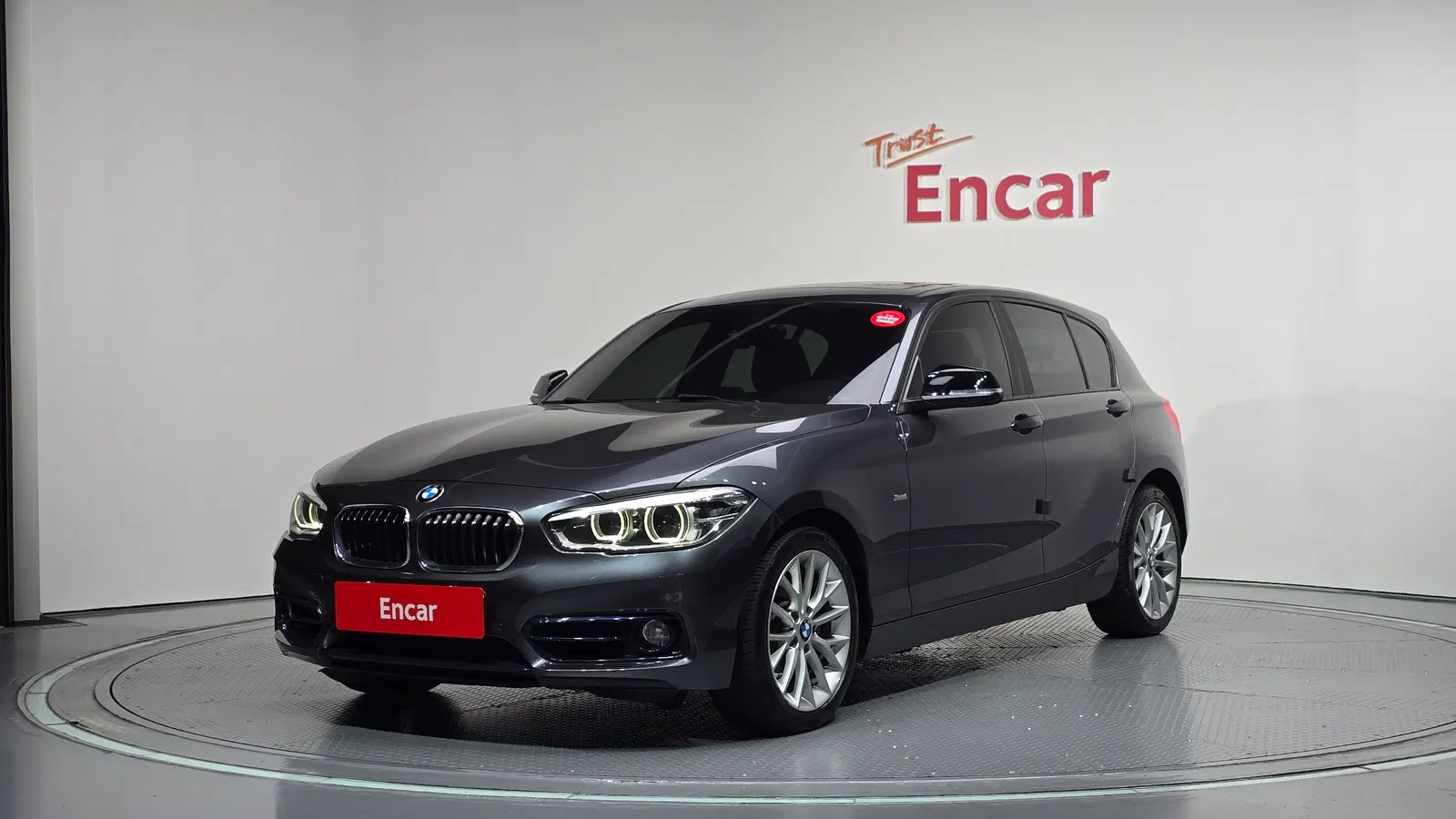 BMW Série 1 (F20) 118d Sport 5 portes 2016 — photo 1 sur 20